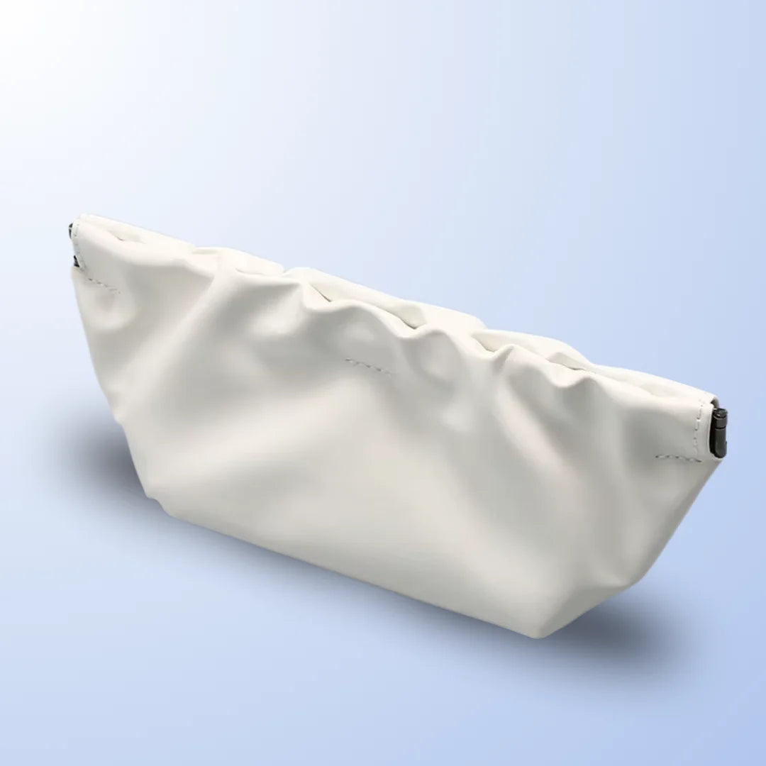 Elumé Etui